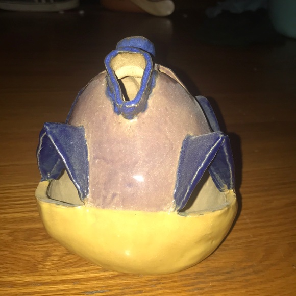 Decor. - Picture 1 of 2